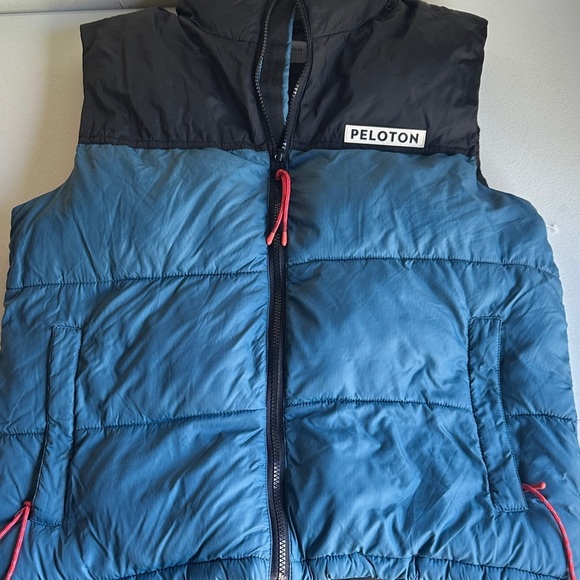Peloton Teal and Black Quilted Vest - Picture 2 of 5